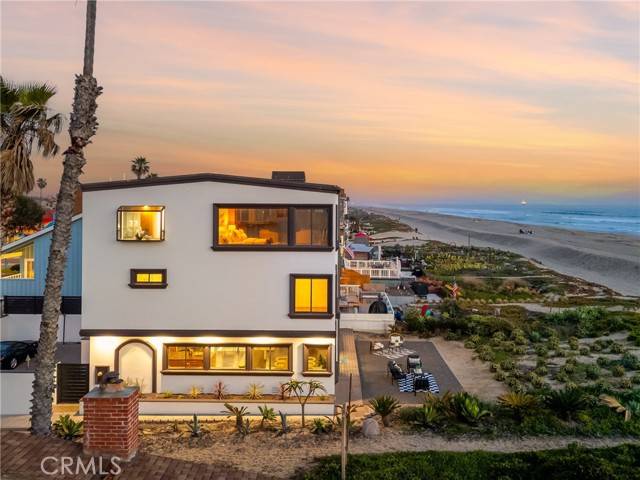 Sunset Beach, CA 90742,16601 S Pacific Avenue