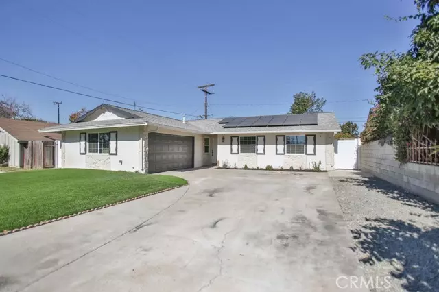 2037 Alco Avenue, Santa Ana, CA 92703