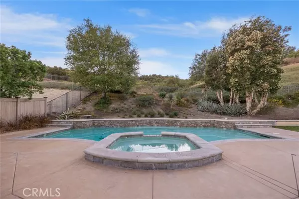 Trabuco Canyon, CA 92679,5 Roadrunner Court