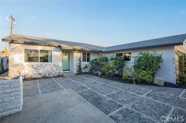 Huntington Beach, CA 92647,15052 Columbia Lane