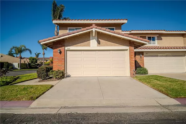 7845 Moonmist Circle, Huntington Beach, CA 92648