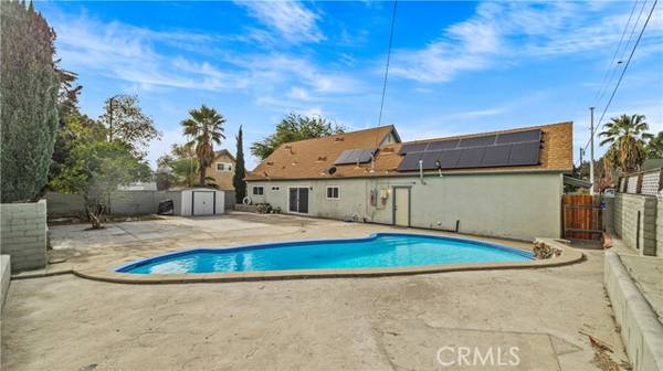 1355 N Primrose Avenue, Rialto, CA 92376