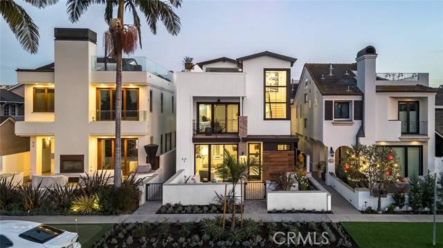 512 Marguerite Ave #B, Corona Del Mar, CA 92625