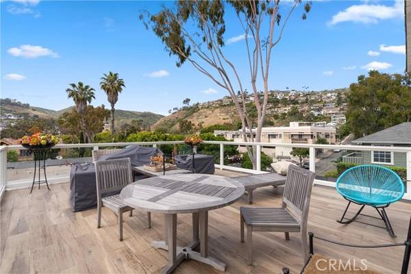 Laguna Beach, CA 92651,377 Mermaid Street