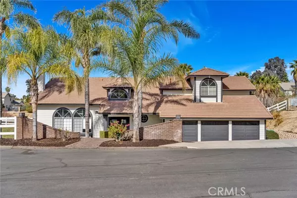 Riverside, CA 92504,15710 Streamview Court