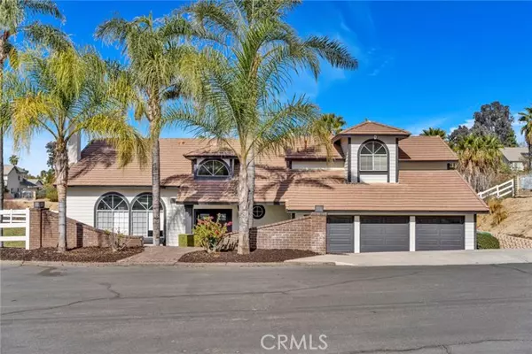 Riverside, CA 92504,15710 Streamview Court