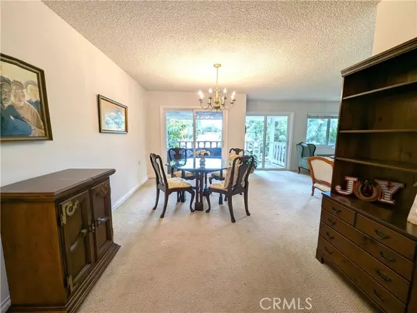 Laguna Woods, CA 92637,2405 Via Mariposa #3F