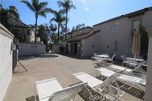 4 Via Garceta, Rancho Santa Margarita, CA 92688