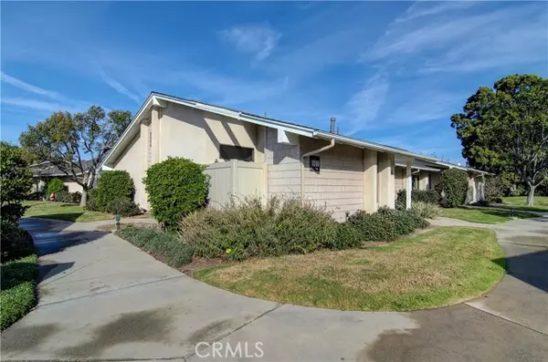 8686 Merced Circle #1010A, Huntington Beach, CA 92646