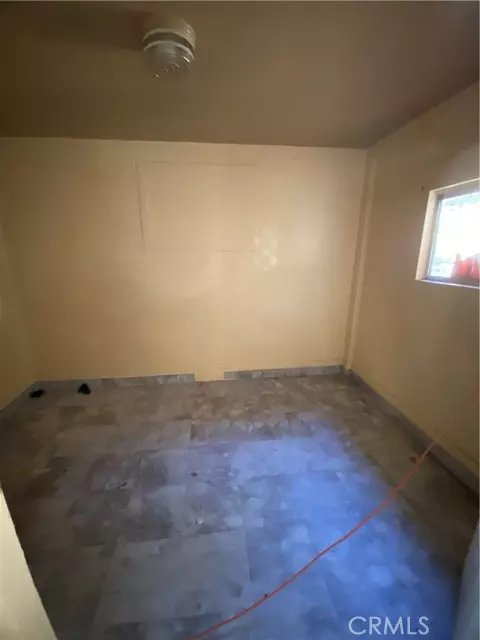 1727 w santa ana, Outside Area (inside Ca), CA 92703