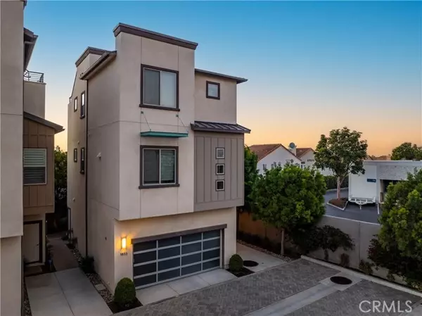 Costa Mesa, CA 92627,1833 Ocean Court