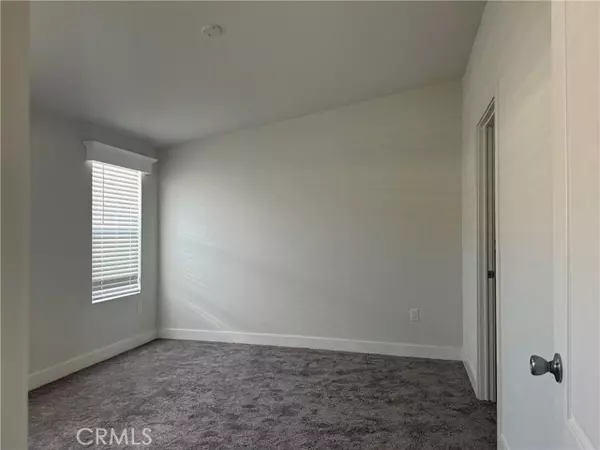 Westminster, CA 92683,15621 Beach #8