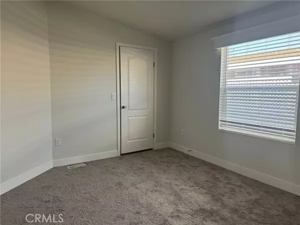 Westminster, CA 92683,15621 Beach #8