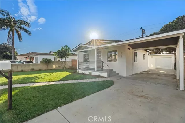 3565 Caspian Avenue, Long Beach, CA 90810