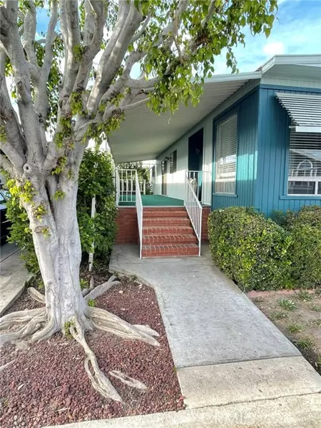 101 Malaga #101, Tustin, CA 92780