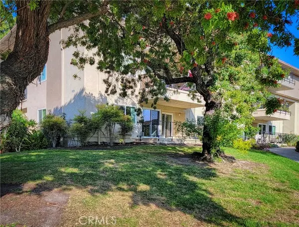 2370 VIA MARIPOSA #1H, Laguna Woods, CA 92637