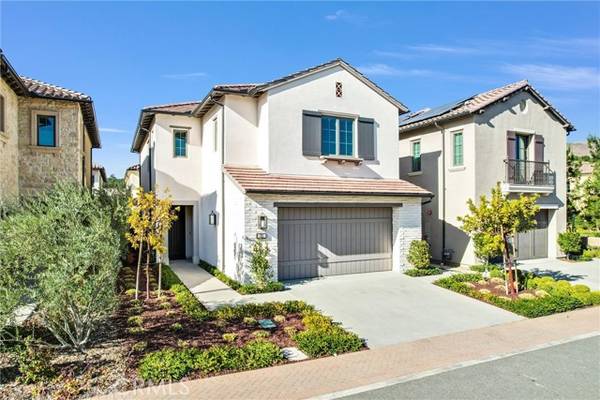 211 Fiore, Irvine, CA 92602