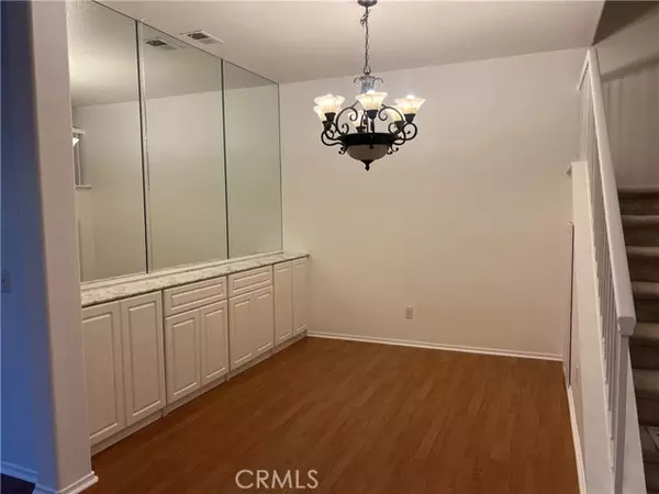 Rancho Santa Margarita, CA 92688,96 Rabano #100