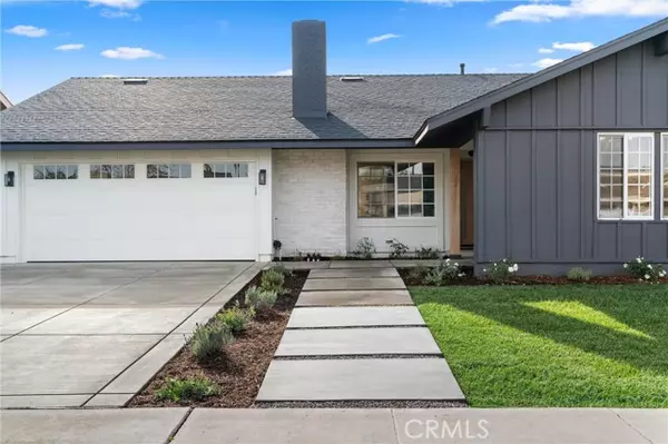 Costa Mesa, CA 92626,925 Tanana Place