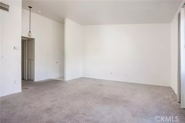 Corona, CA 92882,2588 Avenida Del Vista #204