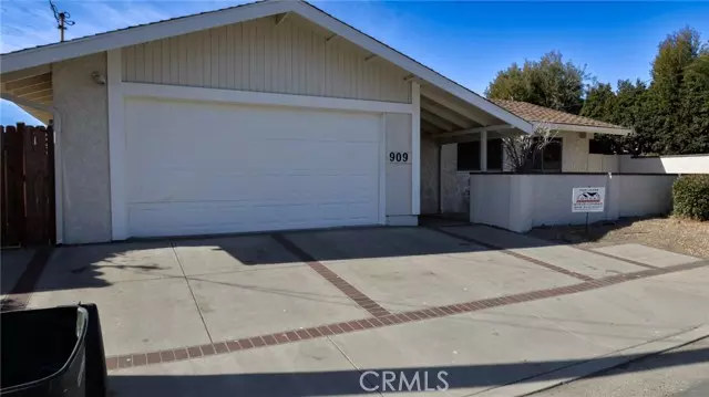 San Clemente, CA 92672,909 Avenida Presidio