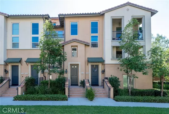 121 Plateau, Irvine, CA 92618