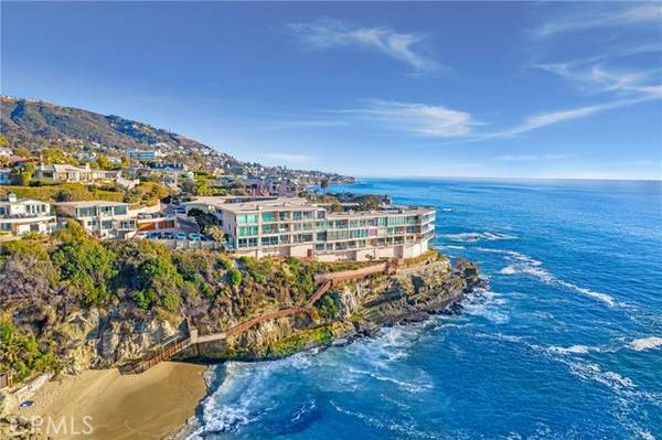 31561 Table Rock Drive #211, Laguna Beach, CA 92651