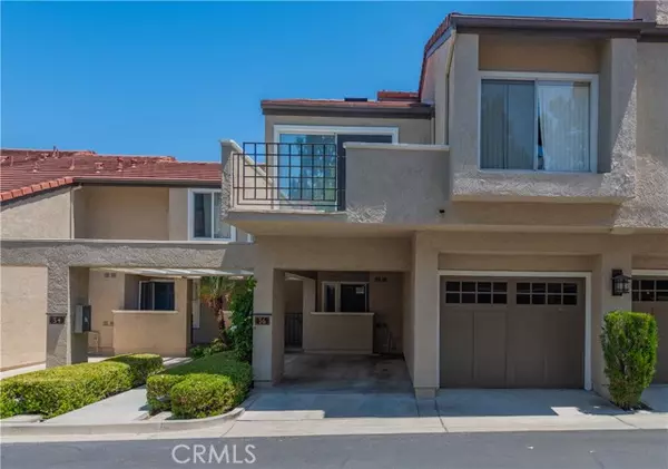 36 Stanford Court #18, Irvine, CA 92612