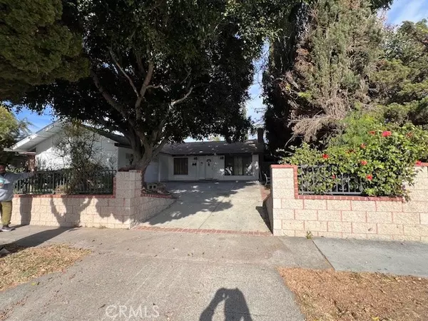 Lake Forest, CA 92630,24541 Penfield Street