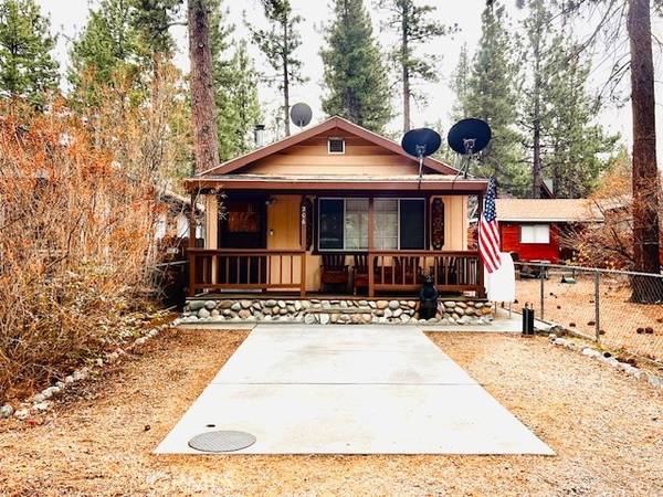 206 E Barker Boulevard, Big Bear City, CA 92314