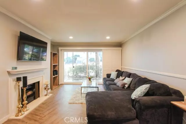 Newport Beach, CA 92663,200 Mcneil Lane #102