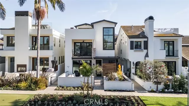 Corona Del Mar, CA 92625,512 Marguerite Ave #B