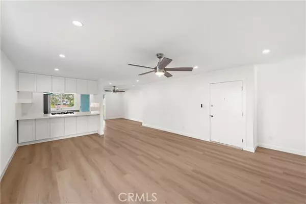 San Clemente, CA 92672,104 E Avenida San Gabriel #3