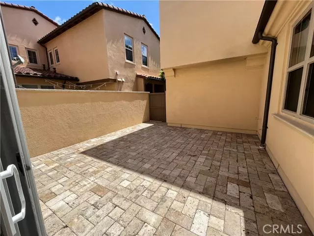 110 Peony, Irvine, CA 92618