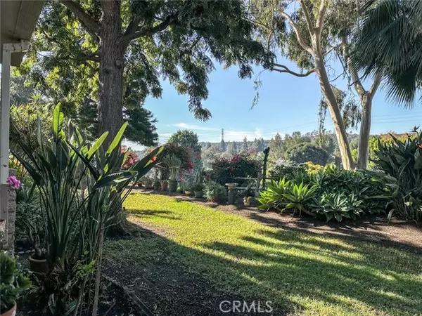 3275 San Amadeo #B, Laguna Woods, CA 92637