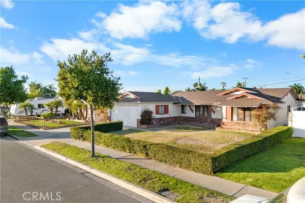 5821 Abraham Avenue, Westminster, CA 92683