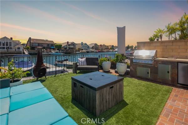 16133 Saint Croix Circle, Huntington Beach, CA 92649