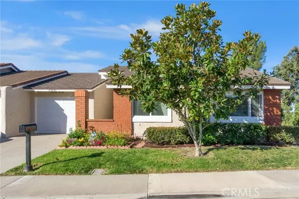 23641 Via Garfias, Mission Viejo, CA 92692