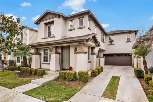 5282 Acorn Drive, Huntington Beach, CA 92649