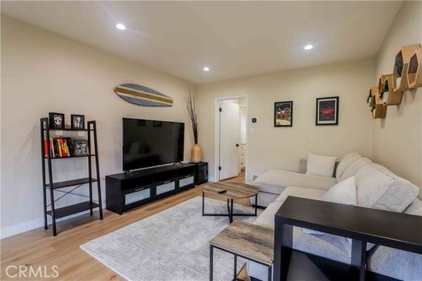 3630 E 2nd Street #7, Long Beach, CA 90803