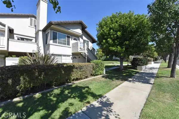 6 Exeter #16, Irvine, CA 92612