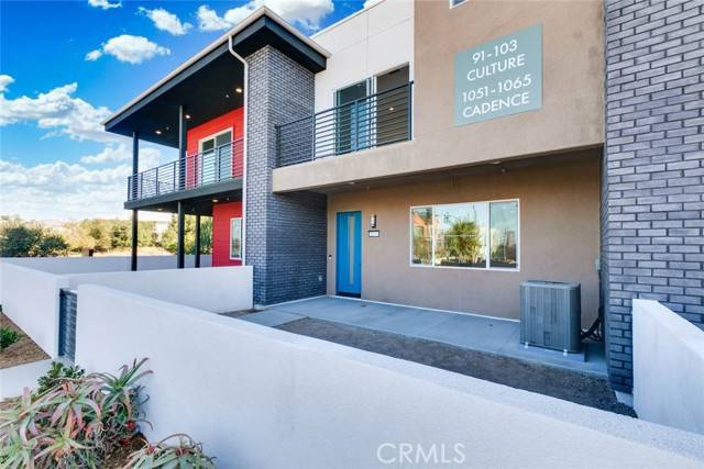 1053 Cadence, Irvine, CA 92618