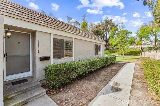 Lake Forest, CA 92630,21934 Lakeland Avenue