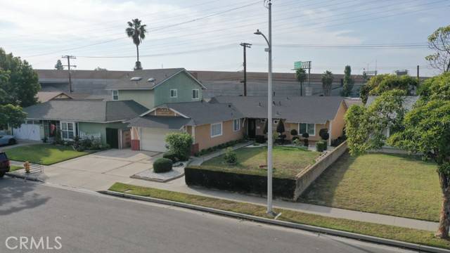 15261 Cascade Lane, Huntington Beach, CA 92647