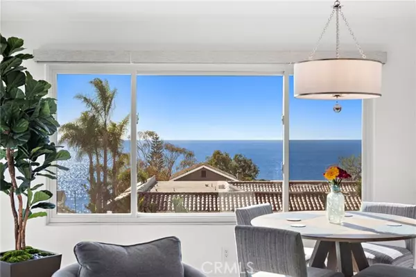 Laguna Beach, CA 92651,240 Moss Street #4