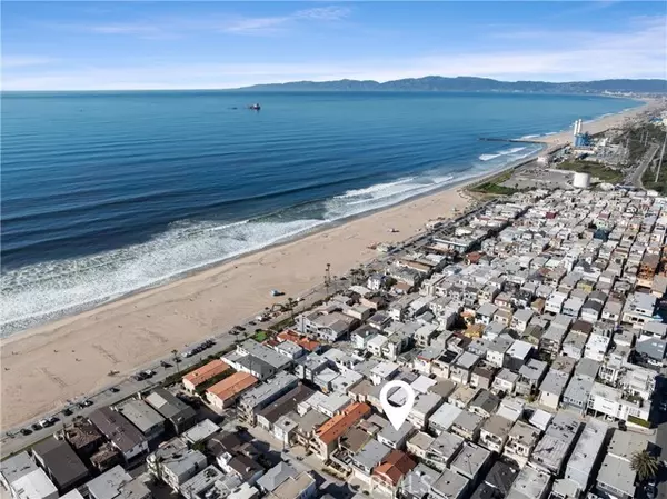 Manhattan Beach, CA 90266,204 38th Place