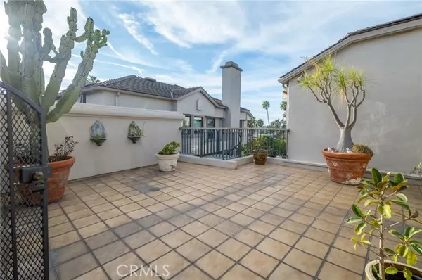 Newport Beach, CA 92660,21 Ocean #22