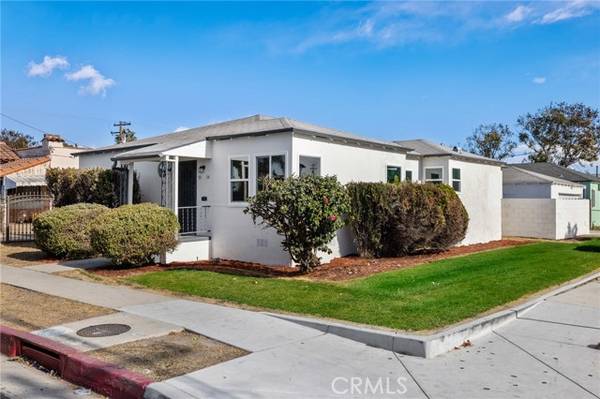 9034 S Budlong Avenue, Los Angeles, CA 90044