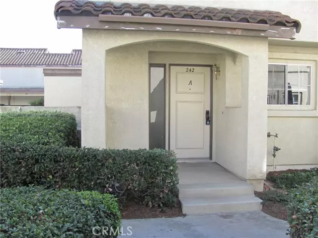 Mission Viejo, CA 92691,26182 Sanz #A242