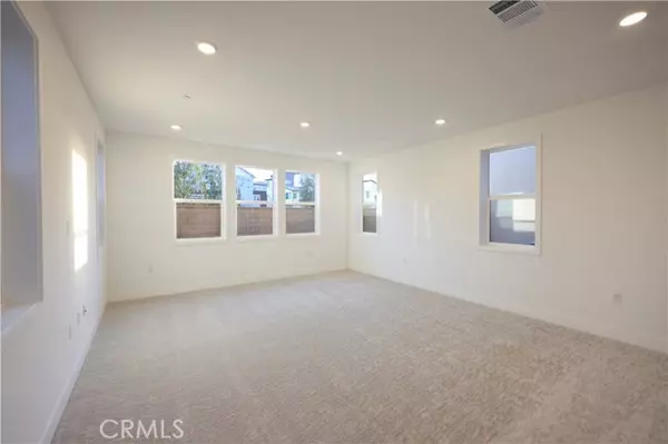 129 Sora, Irvine, CA 92618